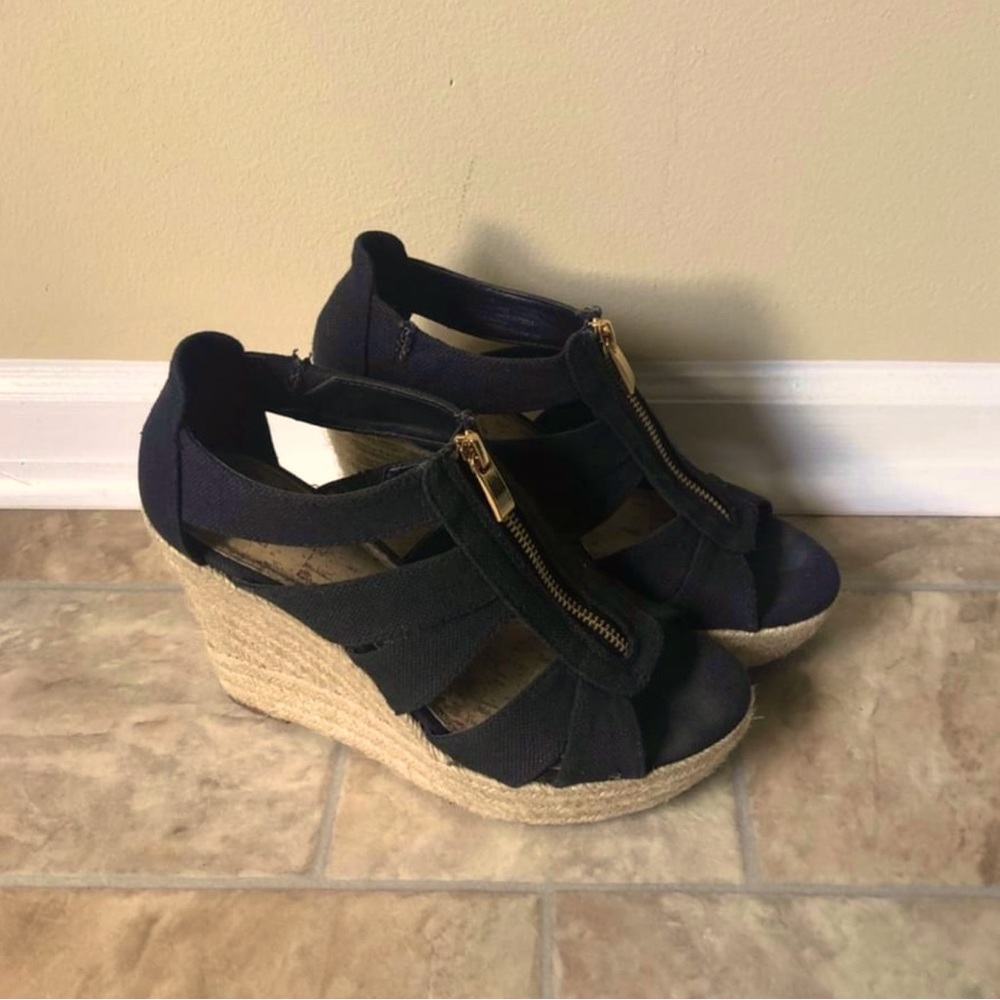 Women’s Black Wedges